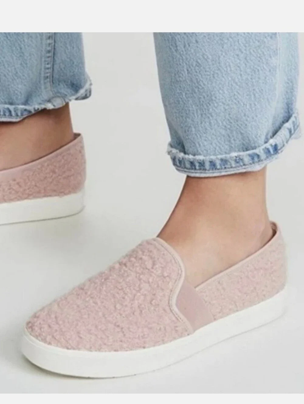 Vince Women’s Blair Slip On Sneaker Pink Faux Fur US Size 9.5 M